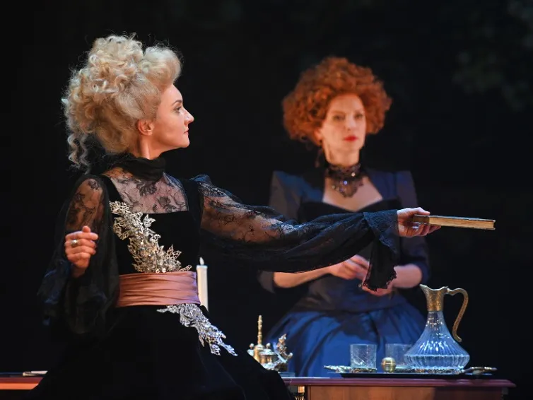 https://cdn.intickets.ru/sites/default/files/gallery_image/dfedb280-49c9afa8-ca2c3038.jpg