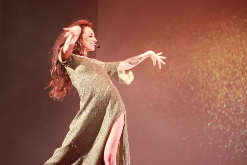 https://cdn.intickets.ru/sites/default/files/gallery_image/ab4c94e5-4ee285f2-c3acaced.jpg