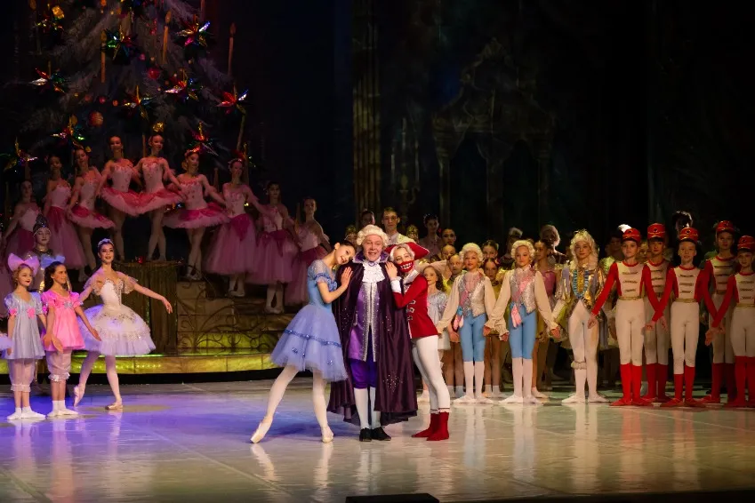 https://cdn.intickets.ru/sites/default/files/gallery_image/4d7a793b-43749a44-1876be76.jpg