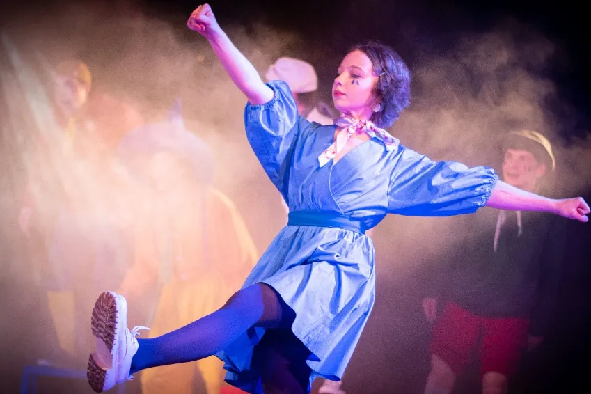 https://cdn.intickets.ru/sites/default/files/gallery_image/7ff97ac0-4fb28fc8-cf2ae395.jpg
