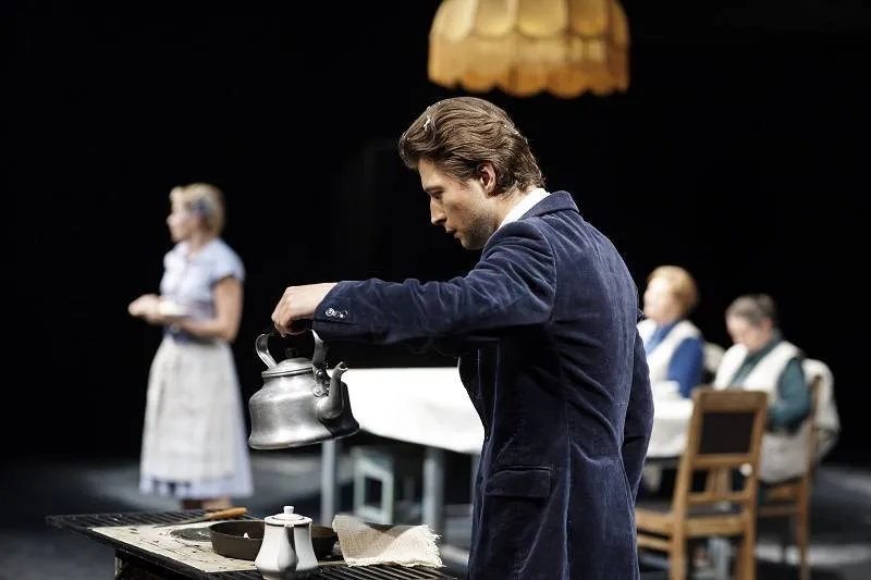 https://cdn.intickets.ru/sites/default/files/gallery_image/f4c4086b-4f588e35-bd6cc35d.jpg