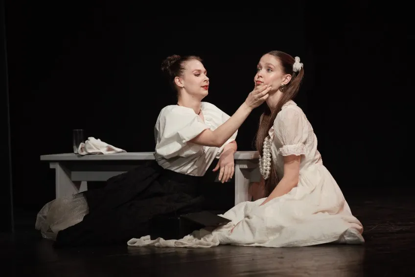 https://cdn.intickets.ru/sites/default/files/gallery_image/6cb0979f-43f7b4f4-7877d304.jpg