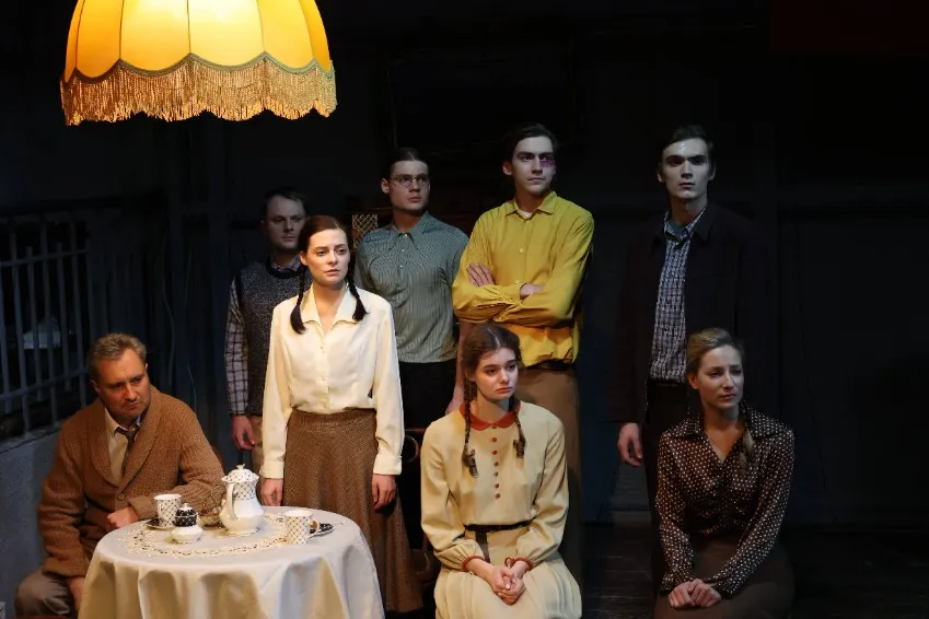 https://cdn.intickets.ru/sites/default/files/gallery_image/0167513e-4aa0b9eb-db156875.jpg