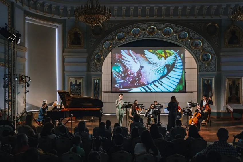 https://cdn.intickets.ru/sites/default/files/gallery_image/85deda07-4a2a8a56-451465d4.jpg