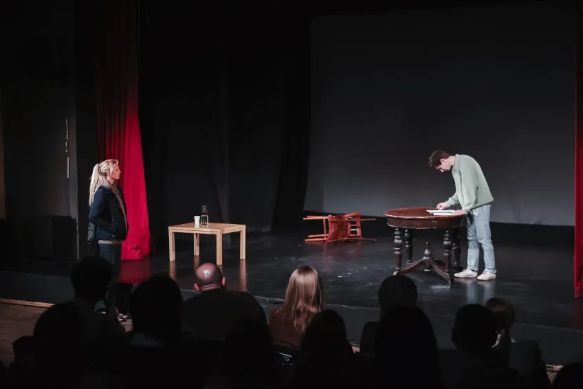 https://cdn.intickets.ru/sites/default/files/gallery_image/b4842b96-4f4d83a4-a271ecfc.jpg