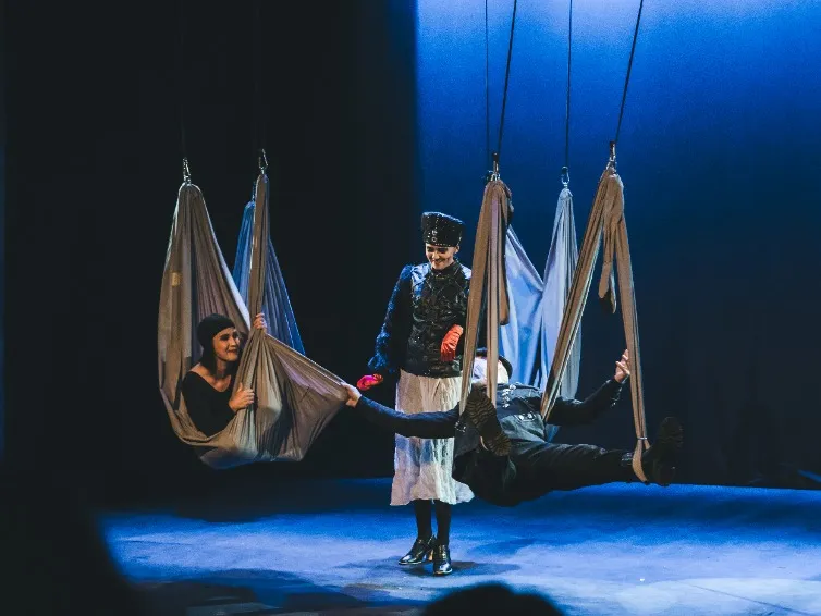 https://cdn.intickets.ru/sites/default/files/gallery_image/75737b5f-4a929769-75a3ead2.jpg