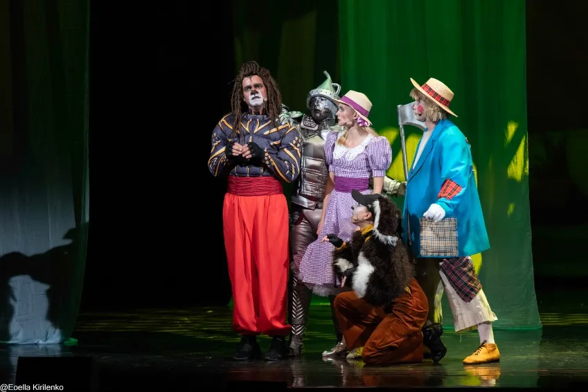 https://cdn.intickets.ru/sites/default/files/gallery_image/5c9613ec-4aa7be80-91600f05.jpg