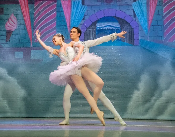 https://cdn.intickets.ru/sites/default/files/gallery_image/d679b453-4910975a-e028921a.jpg