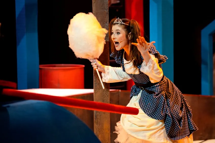 https://cdn.intickets.ru/sites/default/files/gallery_image/320c543f-4de09960-3b194e5d.jpg