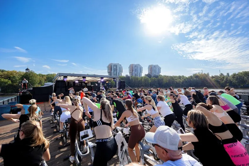 https://cdn.intickets.ru/sites/default/files/gallery_image/e59c4576-466a9f12-1b57d8fe.jpg