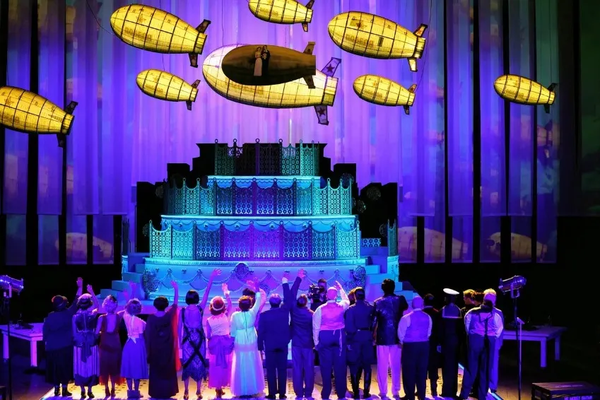 https://cdn.intickets.ru/sites/default/files/gallery_image/4d099094-4a9092ac-e725f7d8.jpg