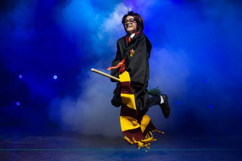 https://cdn.intickets.ru/sites/default/files/gallery_image/30575347-486694ae-dd213e37.jpg