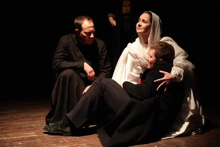 https://cdn.intickets.ru/sites/default/files/gallery_image/562907aa-4e5db3c8-874bb04c.jpg