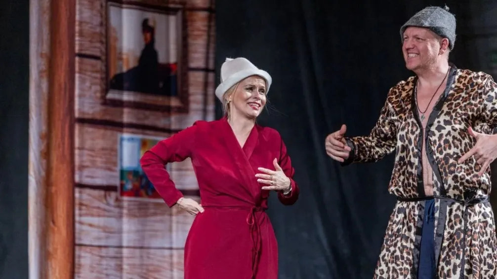 https://cdn.intickets.ru/sites/default/files/gallery_image/0d1dfd88-430bbf29-44b0ec65.jpg