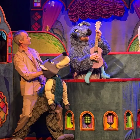 https://cdn.intickets.ru/sites/default/files/gallery_image/a0a777e9-408eb5ef-7b409ddd.jpg