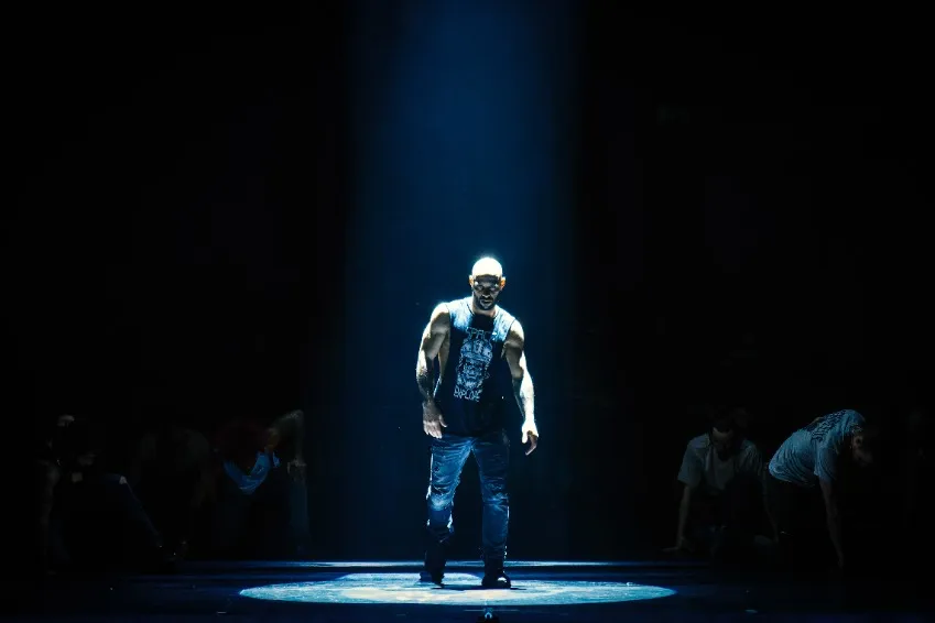 https://cdn.intickets.ru/sites/default/files/gallery_image/34b71eed-43e2912b-4e0e895c.jpg