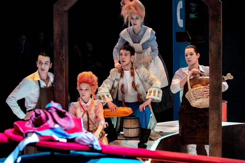 https://cdn.intickets.ru/sites/default/files/gallery_image/87d7a039-4a26a8a4-8cdbb80f.jpg
