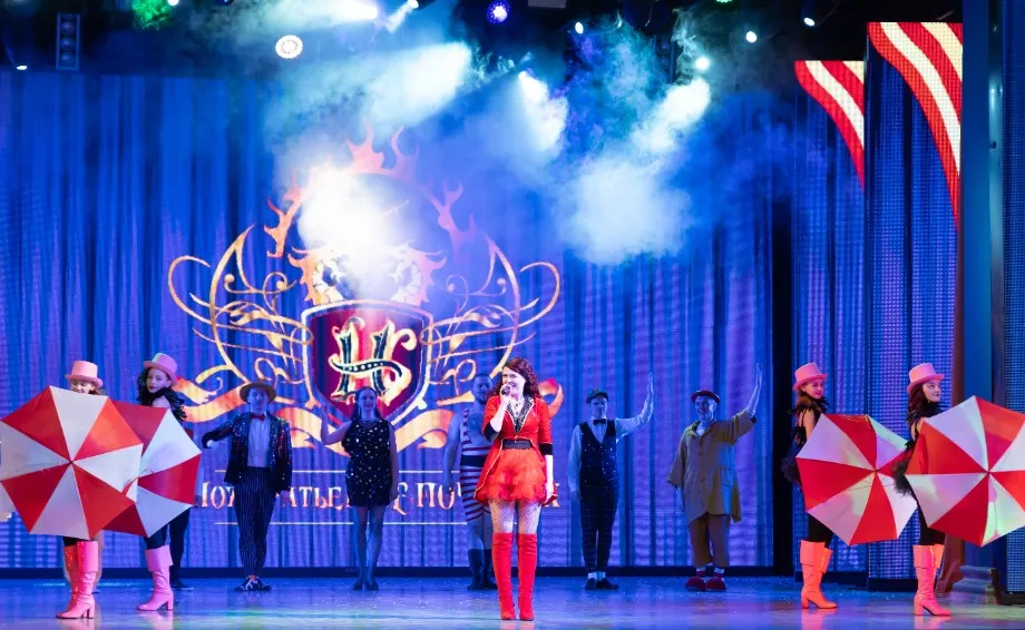 https://cdn.intickets.ru/sites/default/files/gallery_image/7eeebb19-461b9de6-e21806d7.jpg