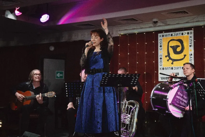 https://cdn.intickets.ru/sites/default/files/gallery_image/d02a577f-4e158ab9-2c2d145f.jpg