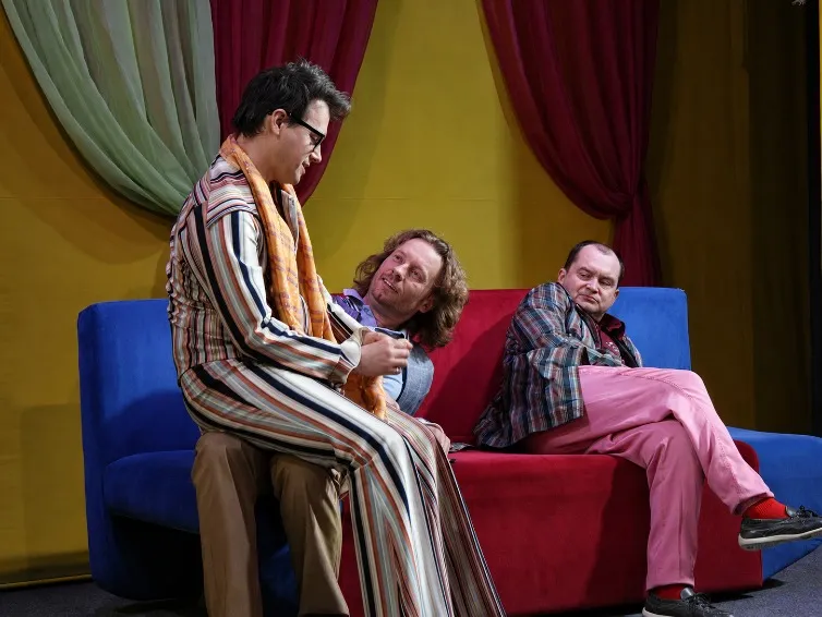 https://cdn.intickets.ru/sites/default/files/gallery_image/958d92ee-4eef8856-80cff87a.jpg