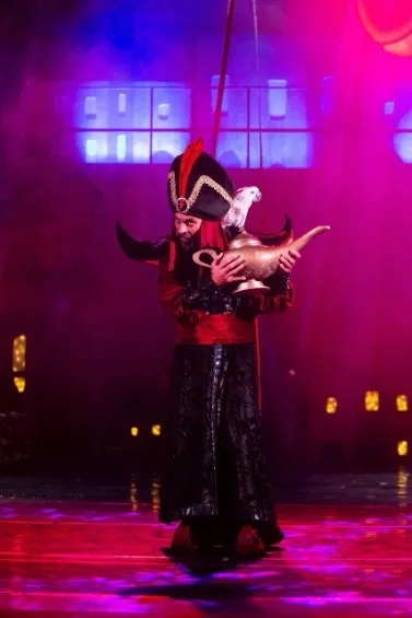 https://cdn.intickets.ru/sites/default/files/gallery_image/e579f17c-4ac4a812-bea5eaeb.jpg