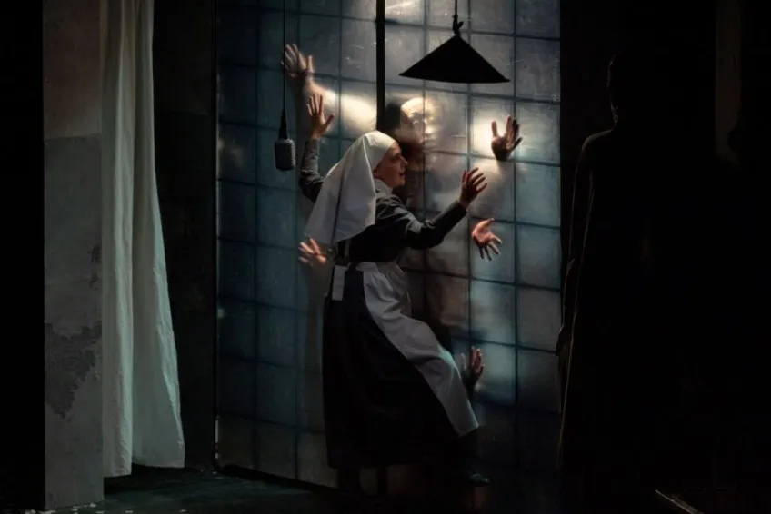 https://cdn.intickets.ru/sites/default/files/gallery_image/c50e961f-4b4ca213-2b71b0a3.jpg