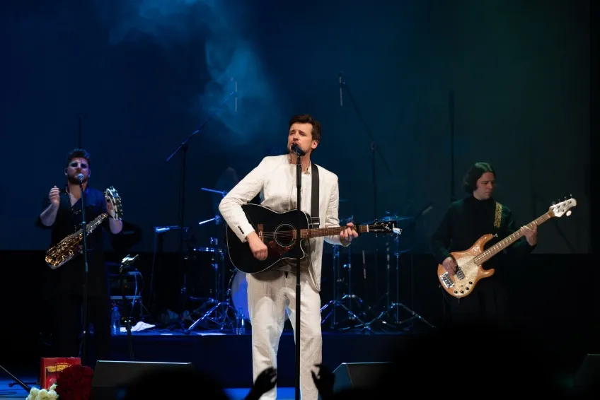 https://cdn.intickets.ru/sites/default/files/gallery_image/25095ede-4b1897d2-8e11fd71.jpg