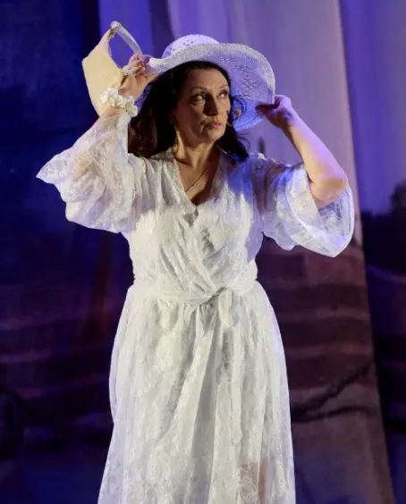 https://cdn.intickets.ru/sites/default/files/gallery_image/69d7a487-43d7921e-537cfd85.jpg