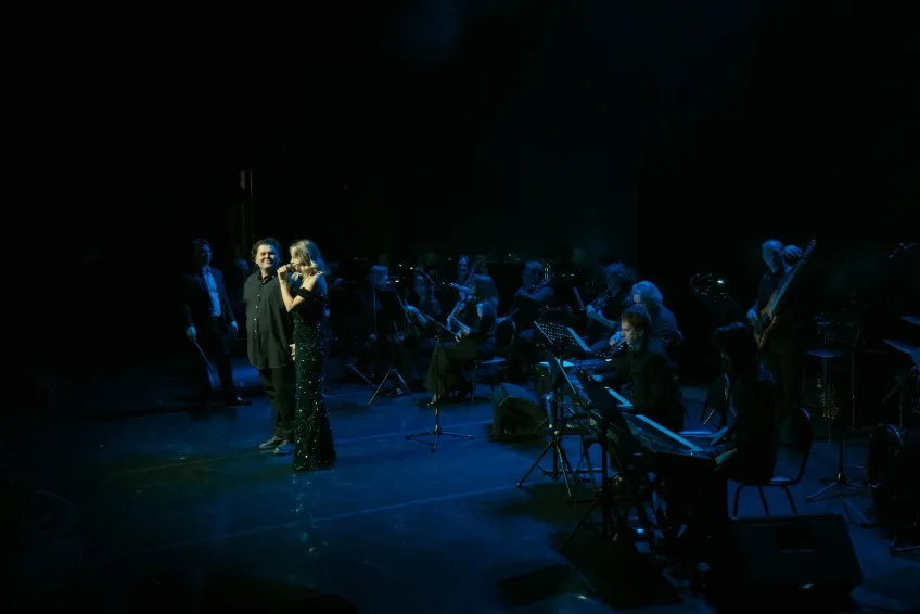 https://cdn.intickets.ru/sites/default/files/gallery_image/a6f4ec76-4116b62a-93ff82a8.jpg