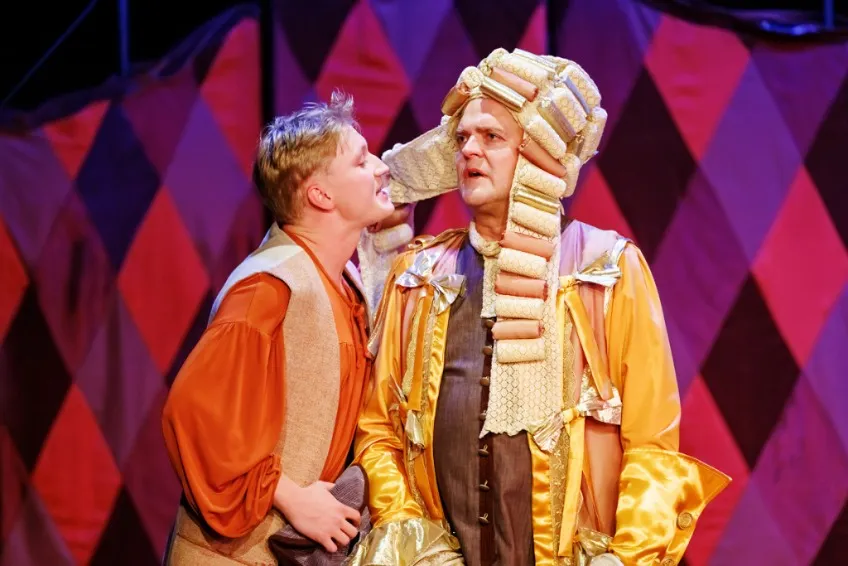 https://cdn.intickets.ru/sites/default/files/gallery_image/5a2d88f5-4ac398a8-373ed7c4.jpg