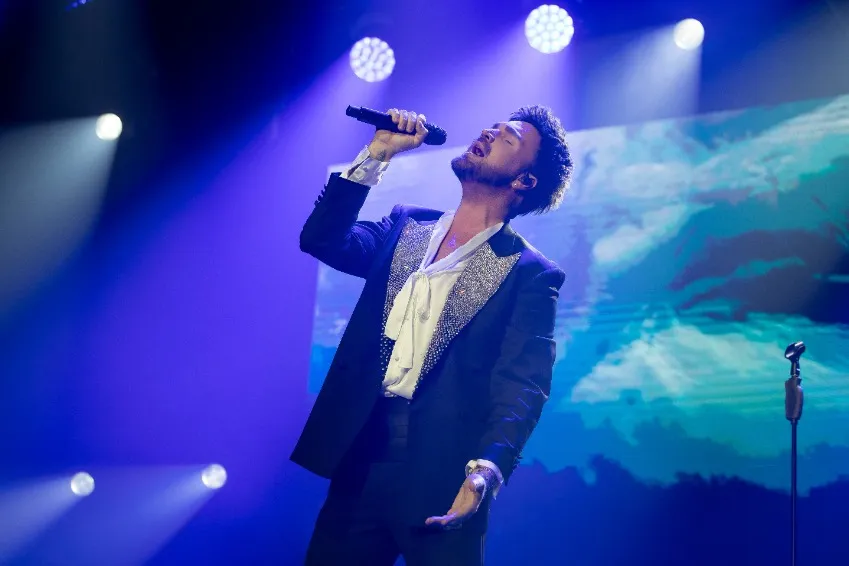 https://cdn.intickets.ru/sites/default/files/gallery_image/3a75f166-4235a166-aa8b3327.jpg