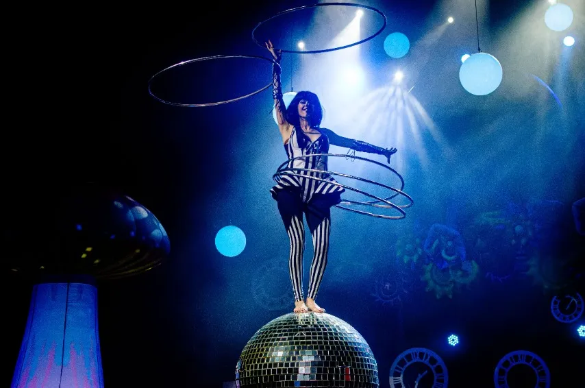 https://cdn.intickets.ru/sites/default/files/gallery_image/b1434075-41189a2f-856eb244.jpg