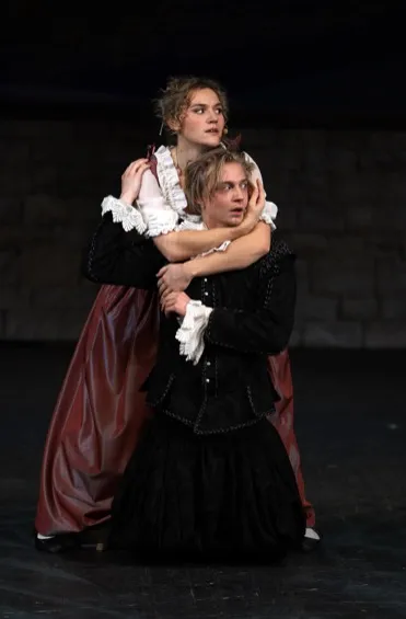 https://cdn.intickets.ru/sites/default/files/gallery_image/eff2af94-457ea5f3-1fa12146.jpg