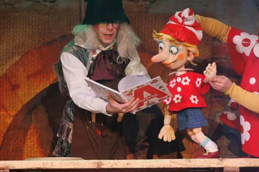 https://cdn.intickets.ru/sites/default/files/gallery_image/59bbd037-4054be88-b38f9820.jpg