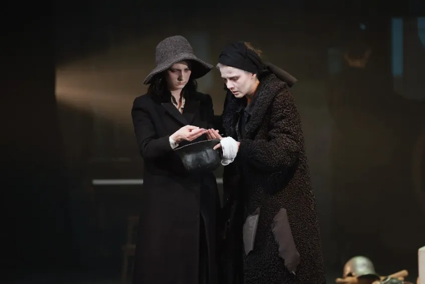 https://cdn.intickets.ru/sites/default/files/gallery_image/7bb5807d-4023aa61-ab527a79.jpg
