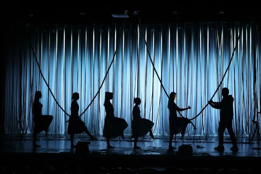 https://cdn.intickets.ru/sites/default/files/gallery_image/b4d4bb88-499e907f-96f88af2.jpg