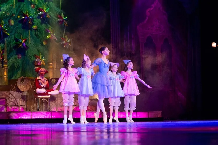 https://cdn.intickets.ru/sites/default/files/gallery_image/d791c9f0-4da5af51-e111c9b4.jpg