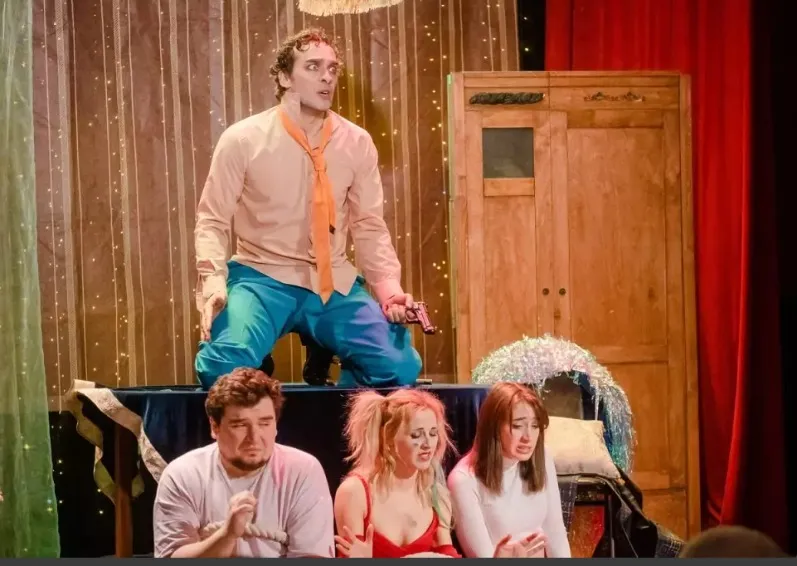 https://cdn.intickets.ru/sites/default/files/gallery_image/e6327dc0-4efea0eb-b1badbd3.jpg