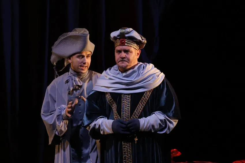 https://cdn.intickets.ru/sites/default/files/gallery_image/45caa050-4226bf7e-938d8ede.jpg