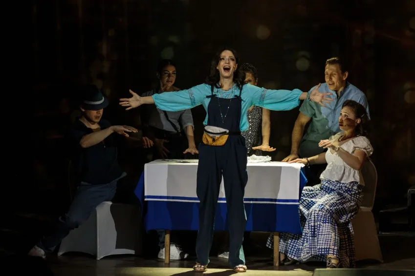 https://cdn.intickets.ru/sites/default/files/gallery_image/ee8336a2-4106b462-a4c23de2.jpg