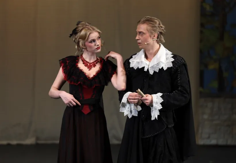 https://cdn.intickets.ru/sites/default/files/gallery_image/74a301ab-4ffc8395-35bac067.jpg