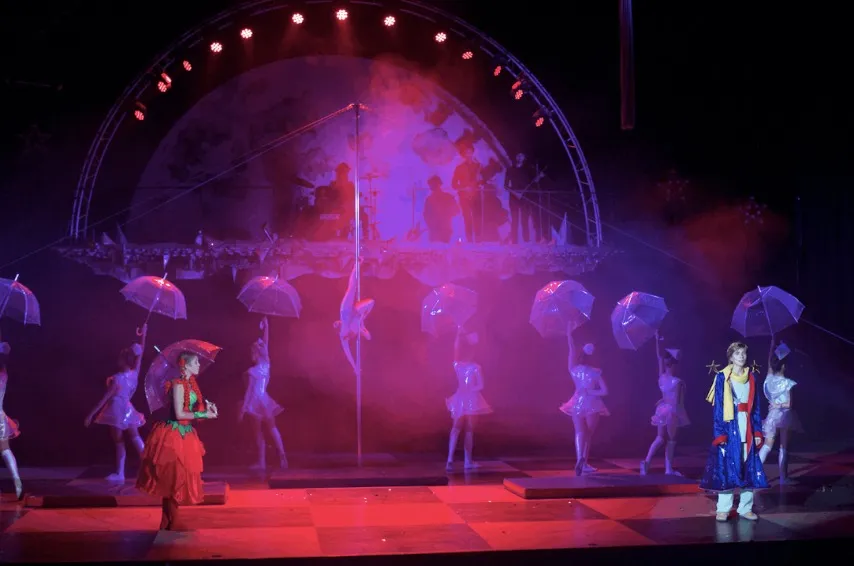 https://cdn.intickets.ru/sites/default/files/gallery_image/d6f79972-4d7baad5-586291ef.jpg