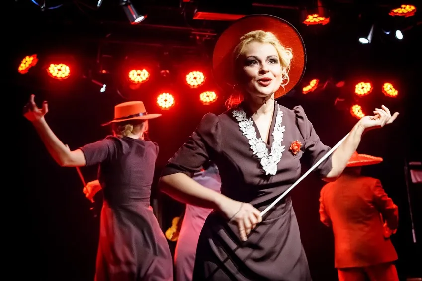 https://cdn.intickets.ru/sites/default/files/gallery_image/dd13a34b-4ff58f88-34ab7933.jpg