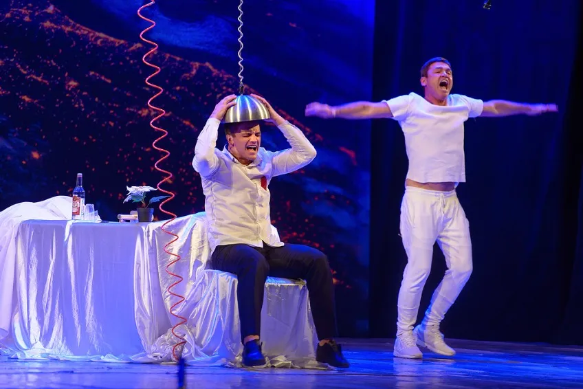 https://cdn.intickets.ru/sites/default/files/gallery_image/e519318c-4e20804b-56fc57cf.jpg