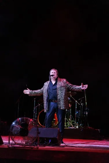 https://cdn.intickets.ru/sites/default/files/gallery_image/99f17449-48c1a2ec-b0afba52.jpg