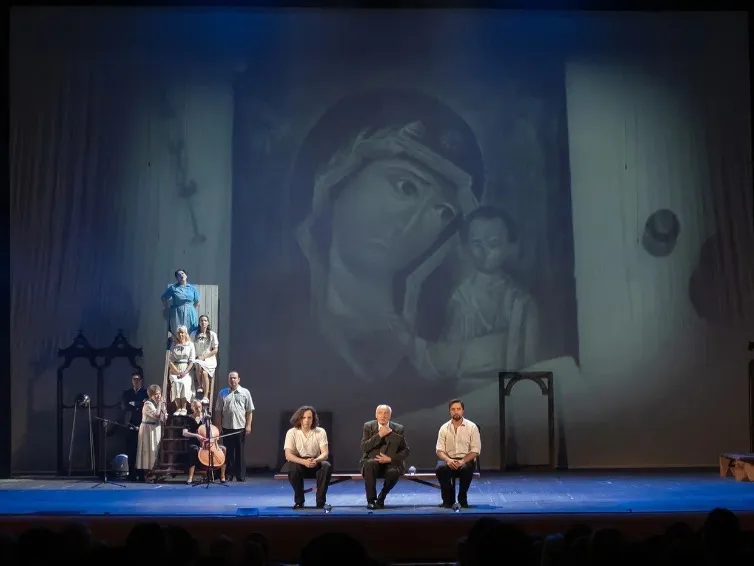 https://cdn.intickets.ru/sites/default/files/gallery_image/6af9081f-4ecd980b-3ac3d197.jpg