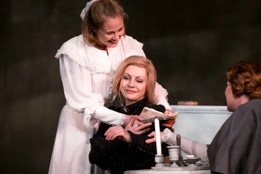 https://cdn.intickets.ru/sites/default/files/gallery_image/0a1c73f4-4a6b82f4-47698ed7.jpg