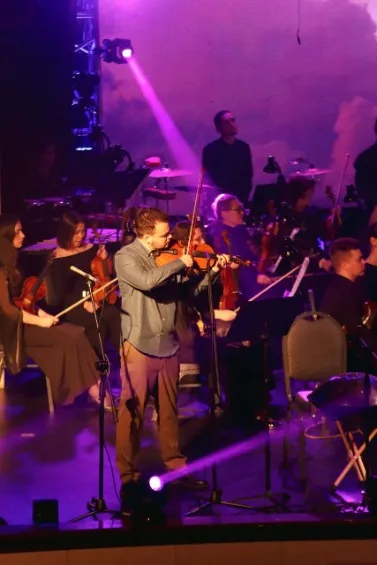 https://cdn.intickets.ru/sites/default/files/gallery_image/a6feebda-40f2a13f-ad98f454.jpg