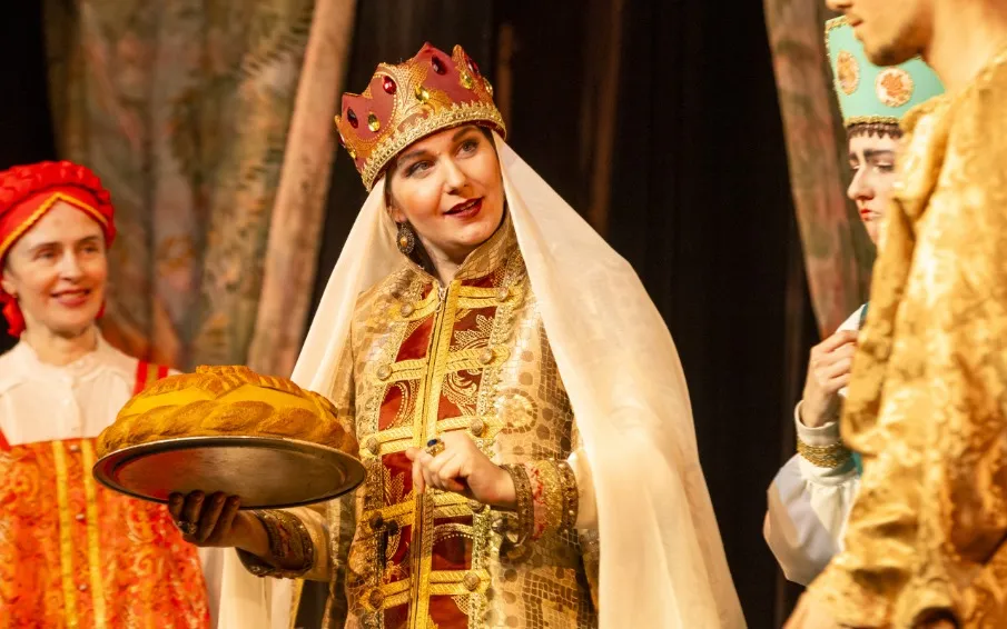 https://cdn.intickets.ru/sites/default/files/gallery_image/cc2dbde8-4e59b708-918def08.jpg