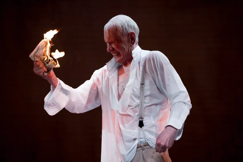 https://cdn.intickets.ru/sites/default/files/gallery_image/8b847214-4e7294a6-649a0a60.jpg